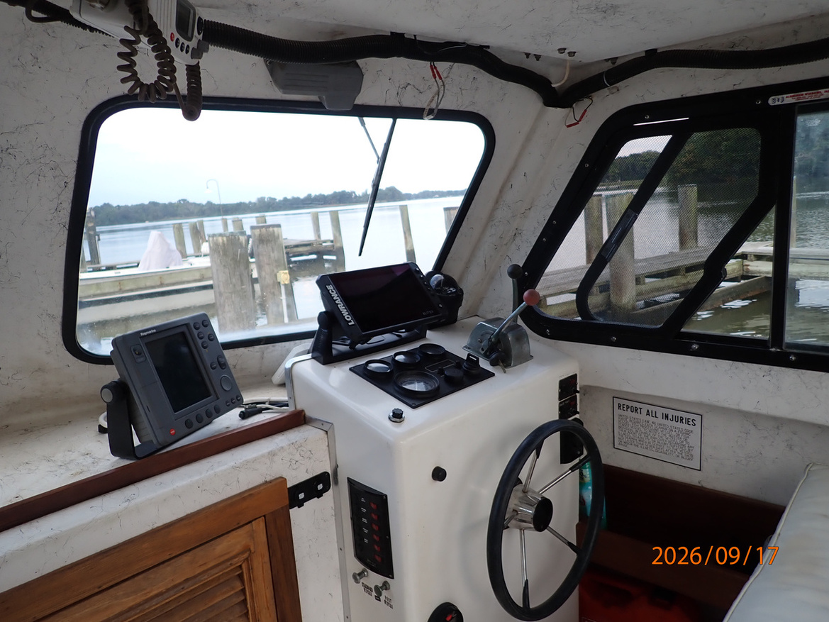 MS-pilothouse-helm1-9-17-26-6DBF6.JPG