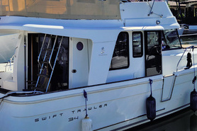 Image of 36 Foot 2015 Beneteau Swift Trawler 34 for sale