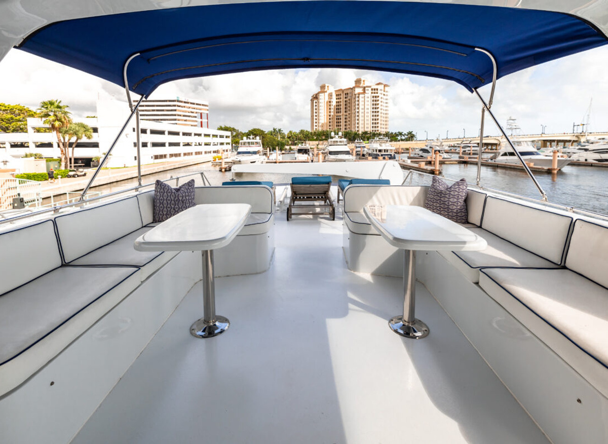 38-Sundeck-BADF2.jpg