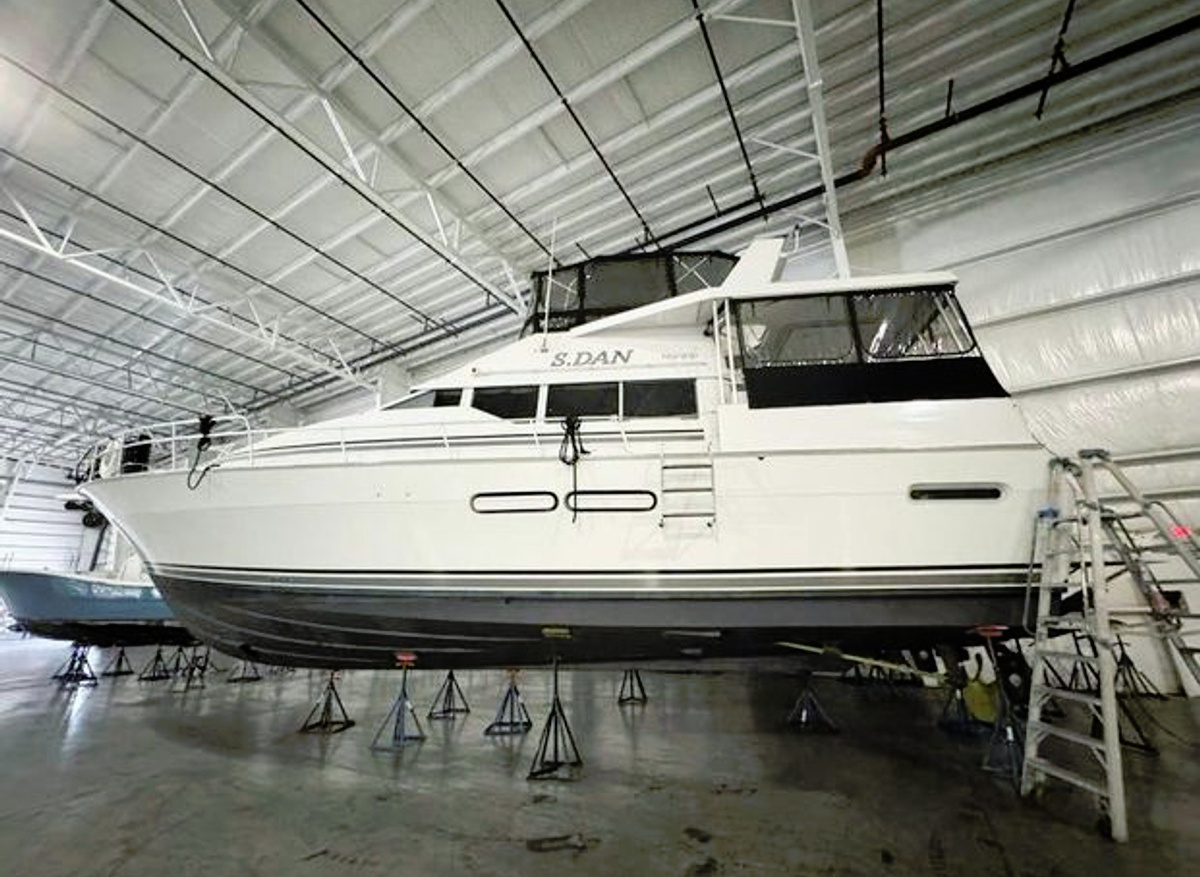 Image of 1998 Mainship 47 Motor Yacht