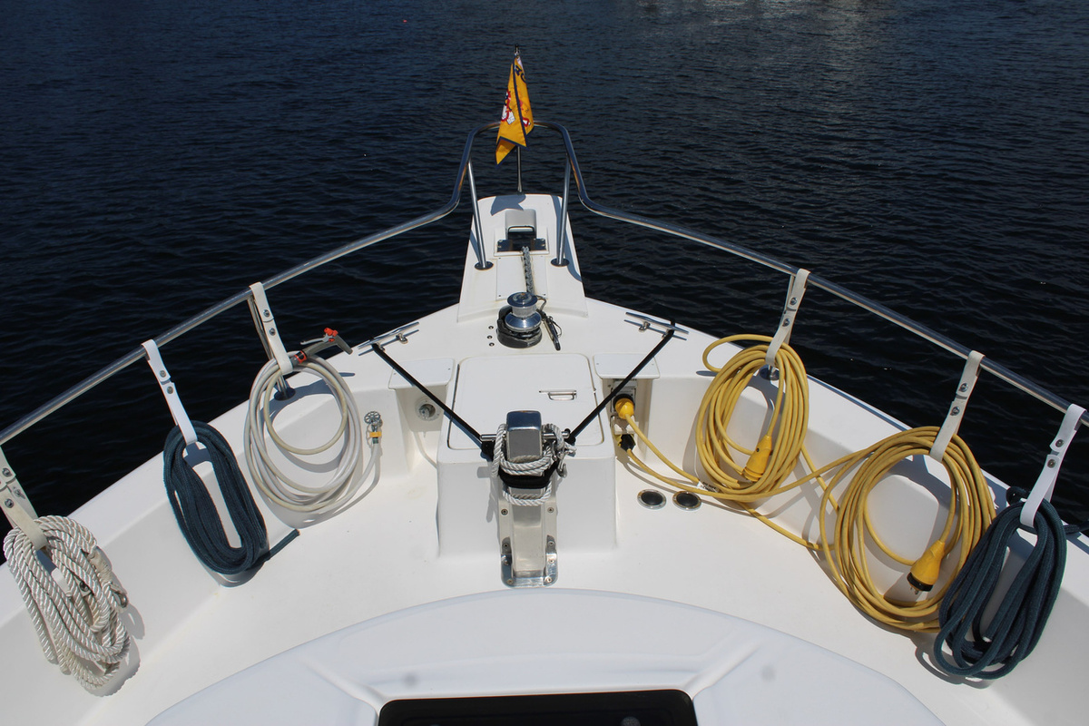 deck-forward-8E3E4.jpg