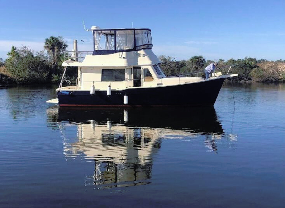 Image of 34' Mainship 2006 