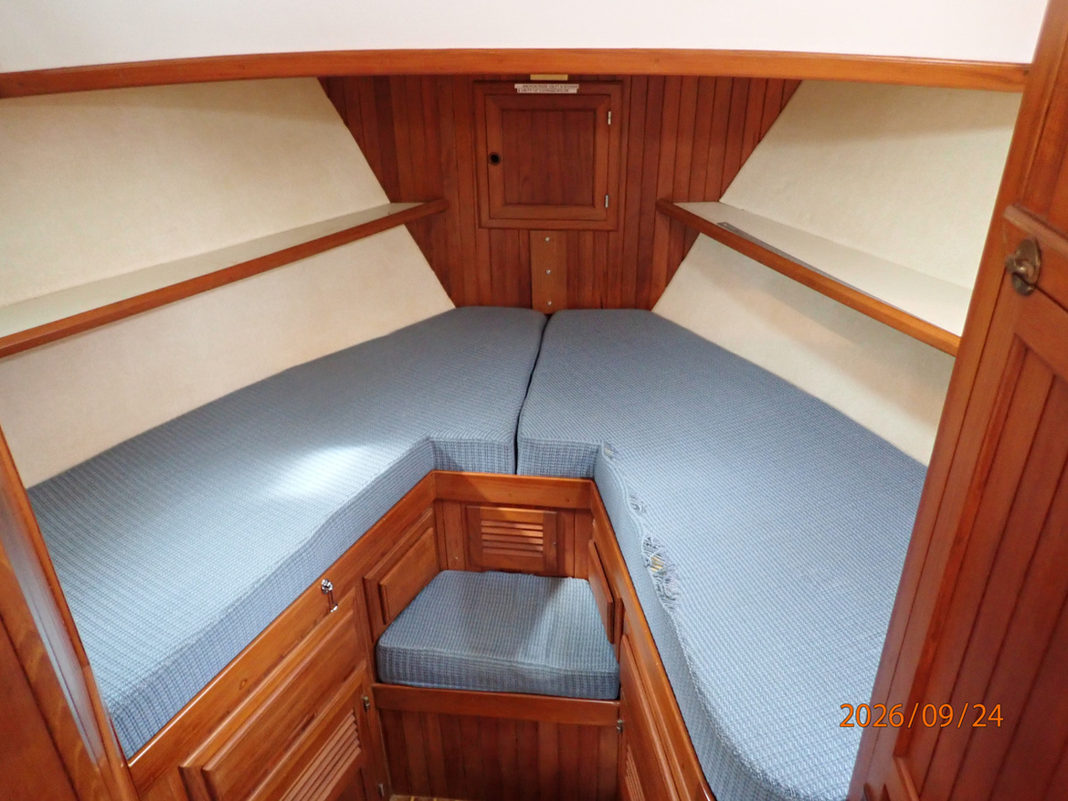 Dragonfly-guest-stateroom-9-24-26-7F547.JPG