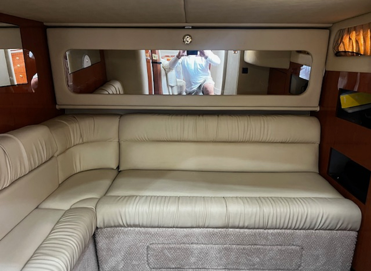 410 aft sleeping area (1).jpg