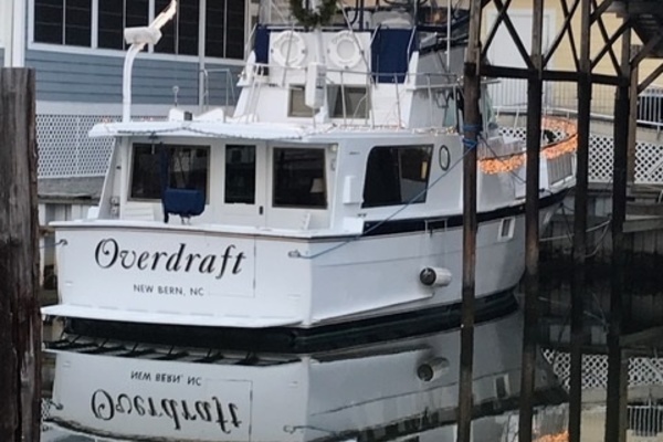 48_-Hatteras-Starboard-aft-profile-2C843.jpg