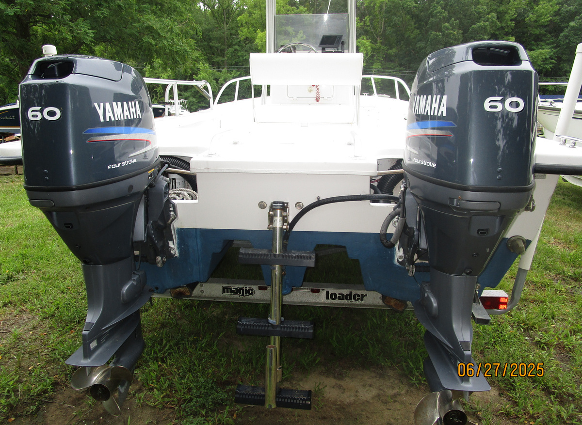 22_ Twin Vee aft profile 6-27-25.JPG