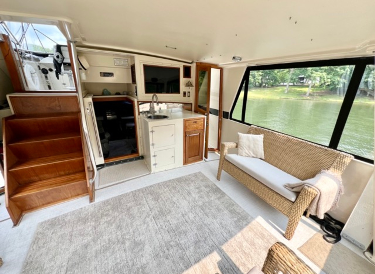 7 1988 Californian 45 Aft deck 2  Medium.jpeg