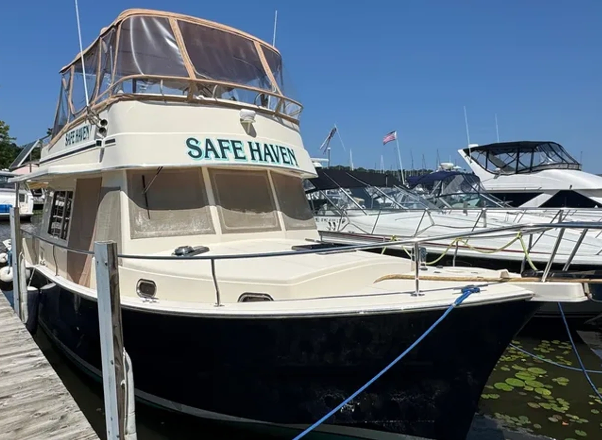 Image of 2008 Mainship 400 Trawler