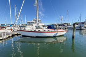 Image of 37 ft Endeavour  1981 Plan A  