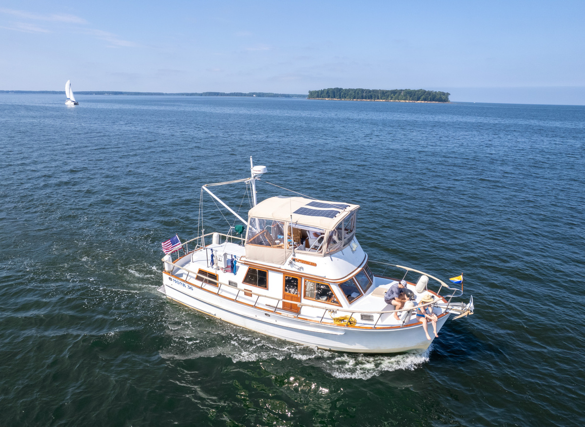 Image of  1988 36' Monk double cabin trawler.