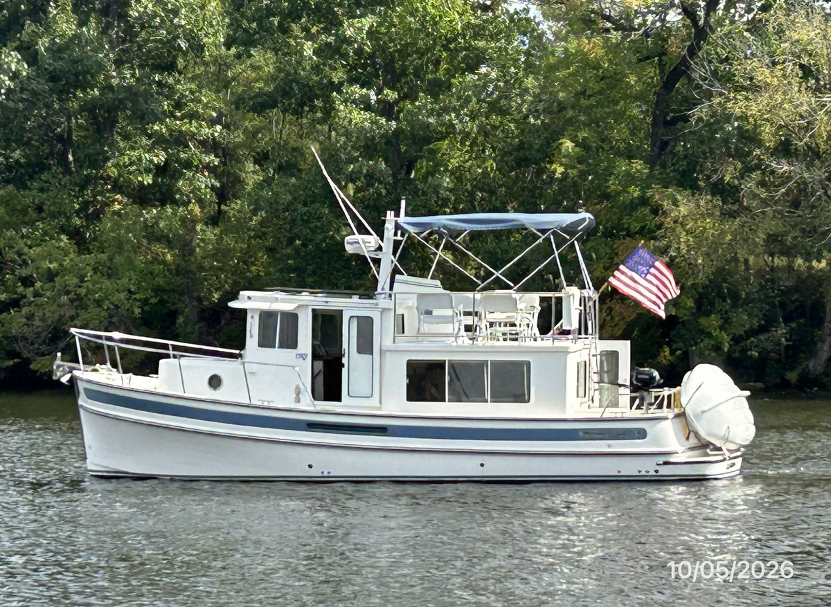 Image of 2015 34' Nordic Tugs raised pilothouse trawler