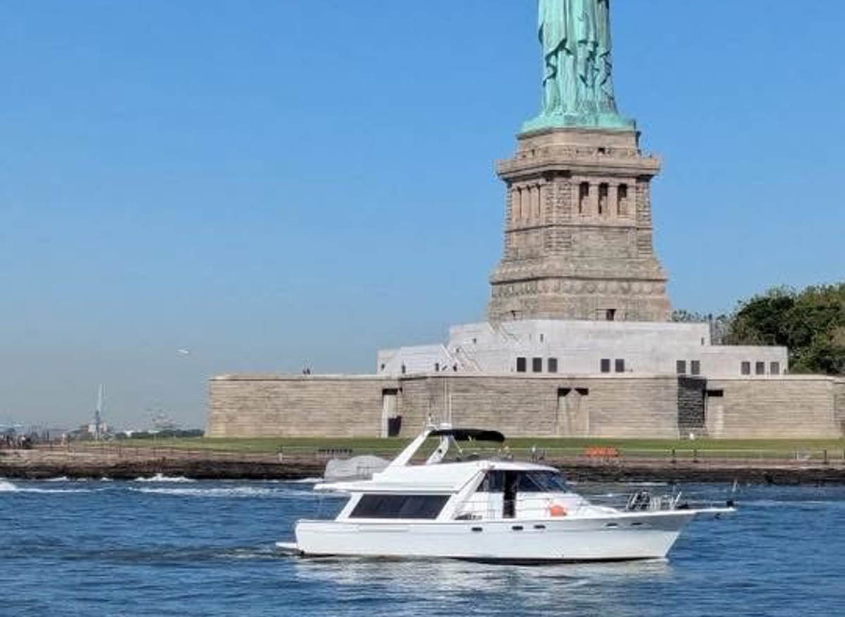 Image of Bayliner 4788