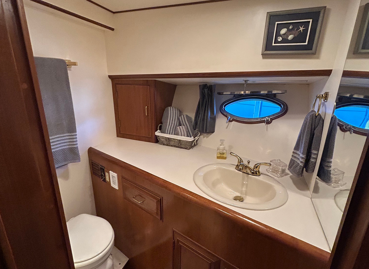 Panacea guest stateroom head hr1 4-15-25.jpg