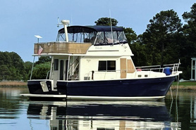 Image of 2007 Mainship 430 Sedan